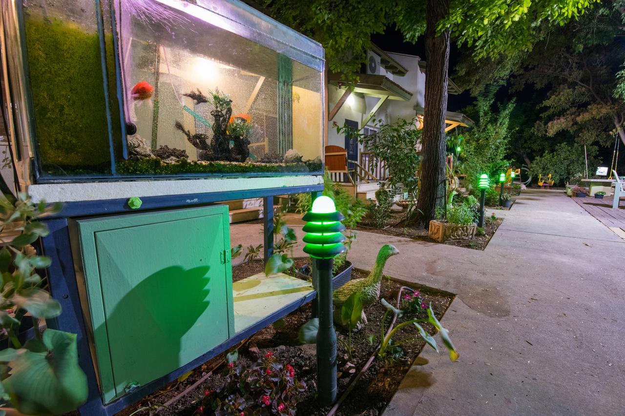 Nuriel Fruit & Guest House Sheʼar Yashuv Exterior foto